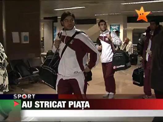 Au stricat piata