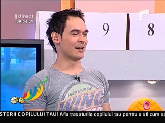 Razvan ii face concurenta Danielei Crudu