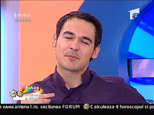 Vezi cum scapau Razvan si Dani de orele de matematica!