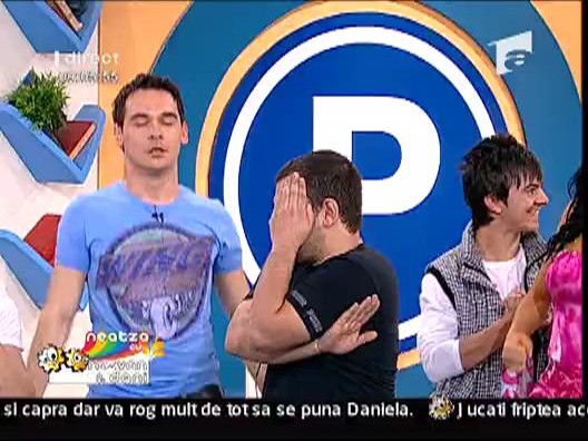 Baza, Live la Neatza