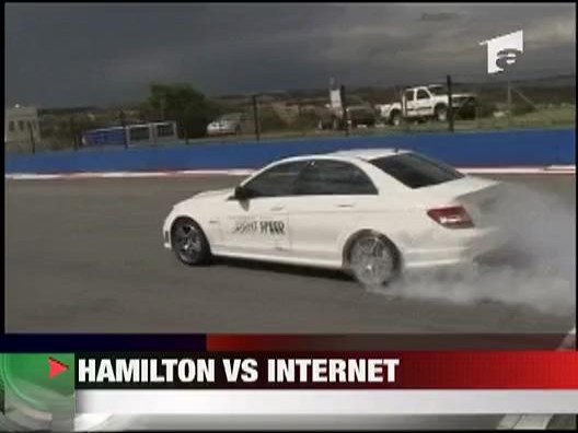 Hamilton vs. Internetul