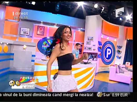 Adriana Rouge - Imi place