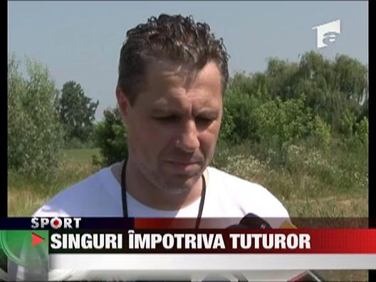 Singuri impotriva tuturor