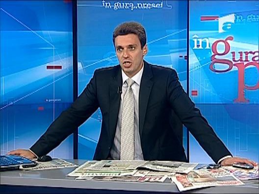 Mircea Badea despre cauzele saraciei: "In Romania exista legea asfaltului, fara ca sa existe asfalt"