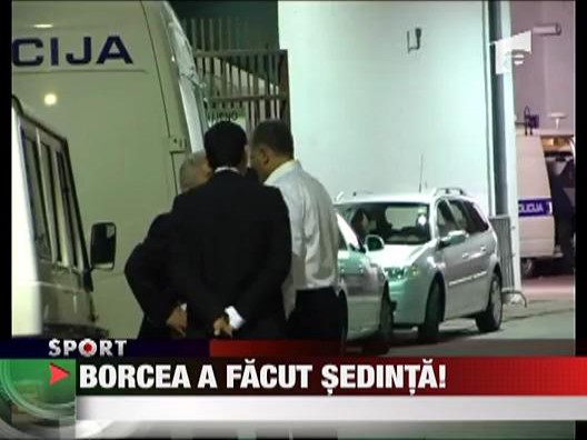Borcea a facut sedinta de dupa meci in parcare