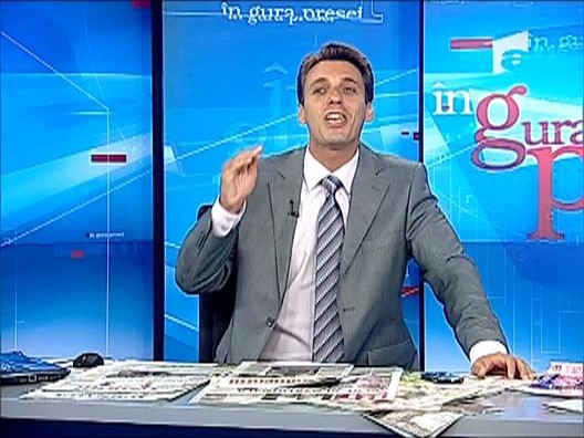 Mircea Badea: &ldquo;Dobi daca vrei banii mei, eu ti-i dau, ca ai fata de milog&rdquo;