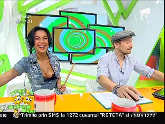 Vezi ce face Daniela de Revelion