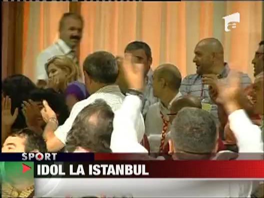 Hagi, idol la Istanbul