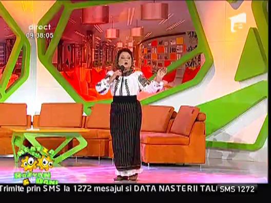 Laura Lavric - La pamant cu talpa lata