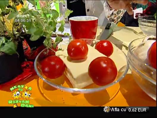 Tagliatelle cu spanac si sos de brinza