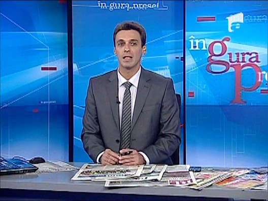 Mircea Badea: "Poporul o vrea pe Roberta Anastase"