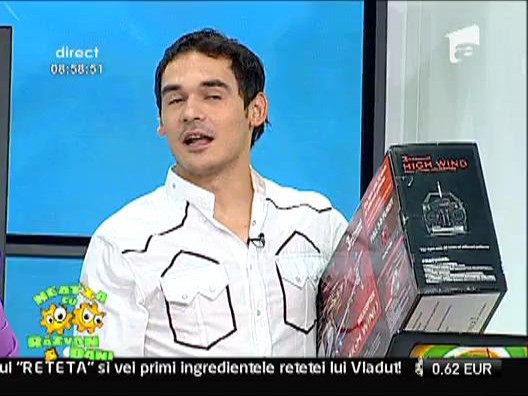 Razvan a mai primit un elicopter