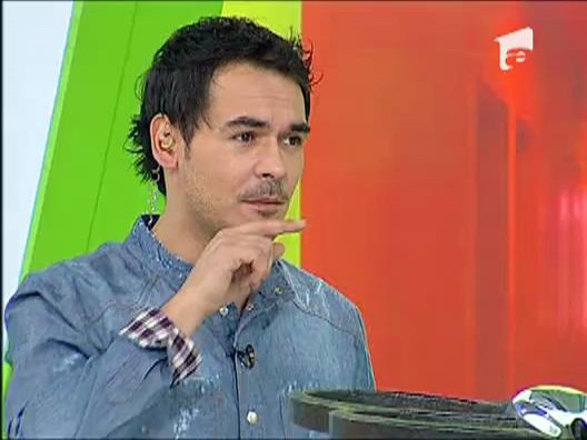 Dani a primit o noua jucarie la Neatza