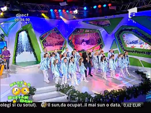 Marcel Pavel & Corul de copii "Sunetul Muzicii" - Iarna spune povesti