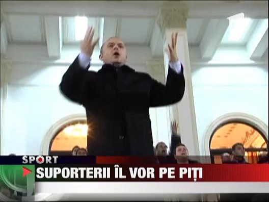 Suporterii il vor pe Piturca