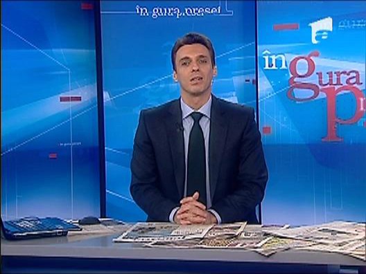 Mircea Badea: "Drumul nu se poate face din pix"