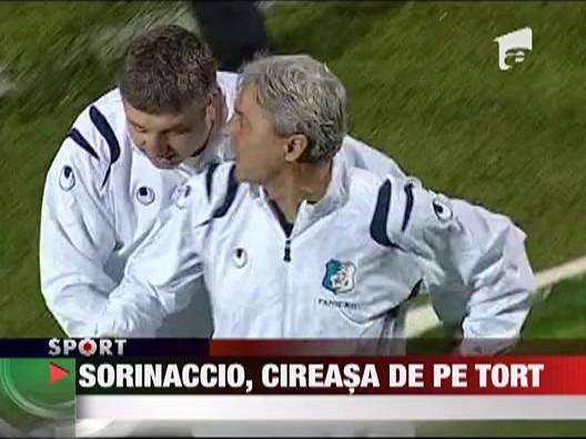 Sorinacio, cireasa de pe tort