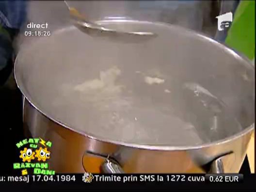 Papricas de pui cu galuste parfumate
