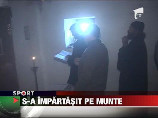 Gigi Becali s-a impartasit pe Muntele Athos