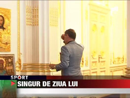 Gigi Becali s-a sarbatorit de unul singur!