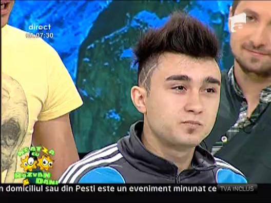 Razvan si Dani, speriati de tunsorile care sunt la acum la moda