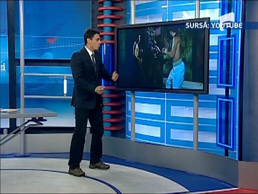 Mircea Badea arata ce ar face Basescu daca ar fi Chuck Norris