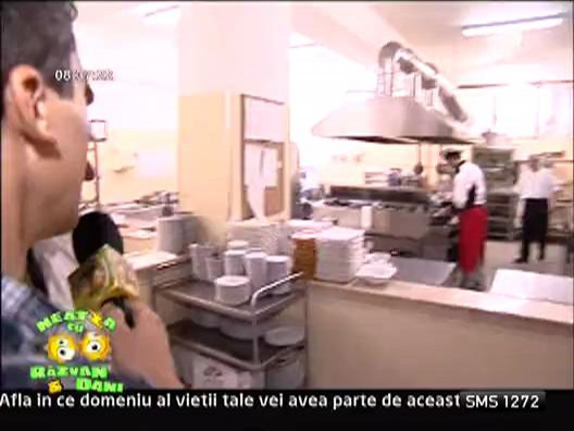 Vladutz in bucatarie la restaurantul &bdquo;Grand Cucina"