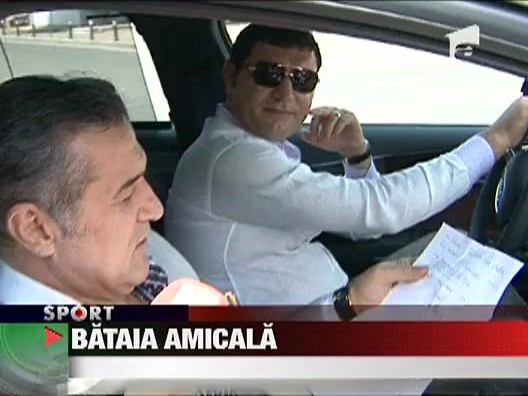 Cainii mari i-au zdrobit pe cainii mici