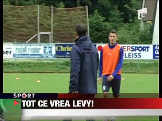 Ronny Levy ii are pe Bourceanu si Nikolic la dispozitie