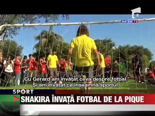 Shakira zice ca Pique a invatat-o totul despre fotbal