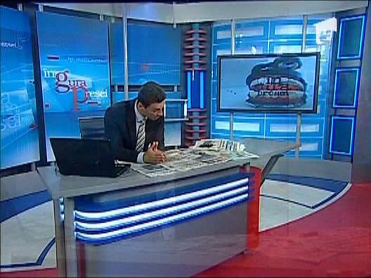 Banii trebuie investiti in aur sau actiuni