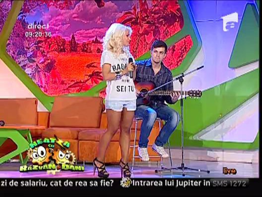 Amna -"Someone like you"