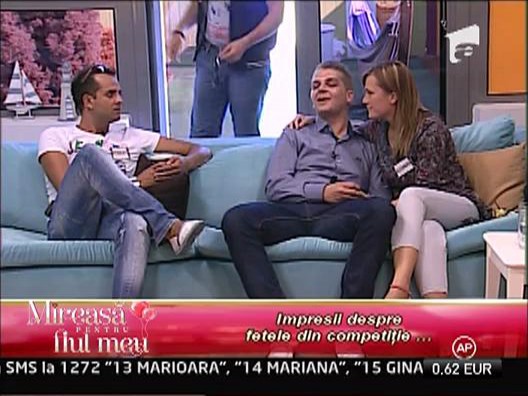 Primul sarut din competitie intre Alexandra si Victor