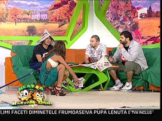 Vecina spala podeaua