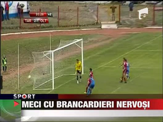 Un brancardier era sa bata un jucator