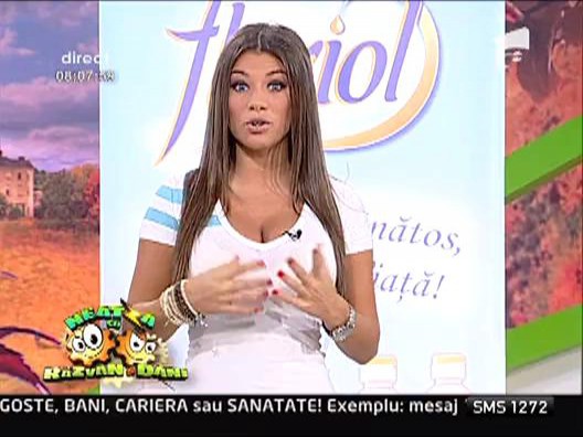 Gimnastica cu sexy vecina