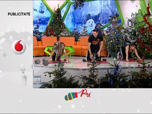 Exercitii pentru un piept ferm cu Roxana Vancea