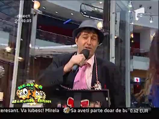 Claudia Pavel - Just a little bit