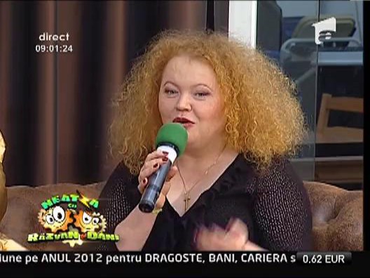 Narcisa Suciu in platoul emisiunii Neatza