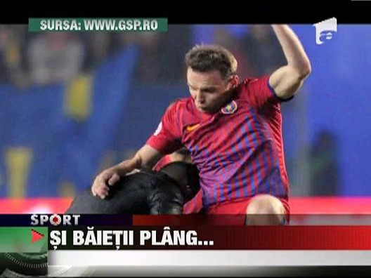 Sarbul Martinovici si muntenegreanul Nikolici se uita la filme romantice!