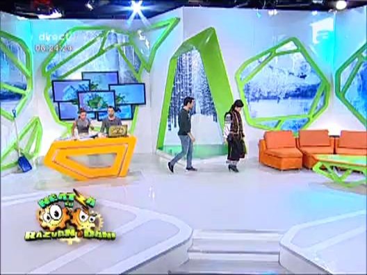 Viorica Macovei se ofera sa cante la nunta Roxanei Vancea