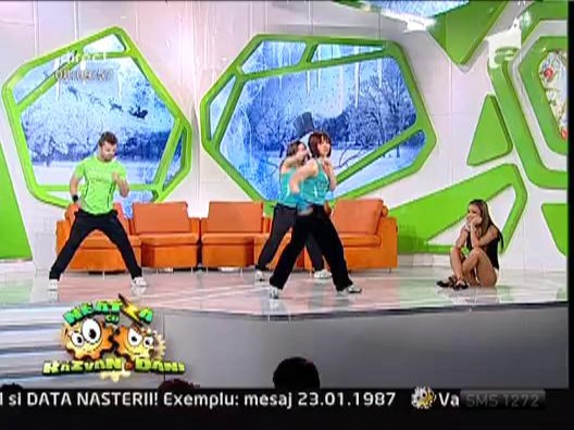 Exercitii aerobice cu Roxana Vancea