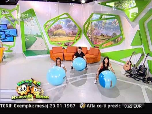 Exercitii de fitnes cu Roxana Vancea