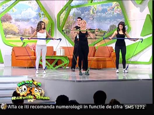 Exercitii de Pilates cu Roxana Vancea