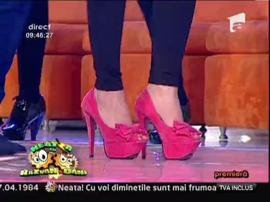 Chris Thrace feat Glorya - Uh Girl