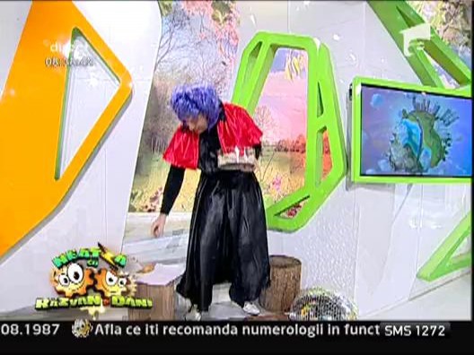 Johnny ghiceste in scoici