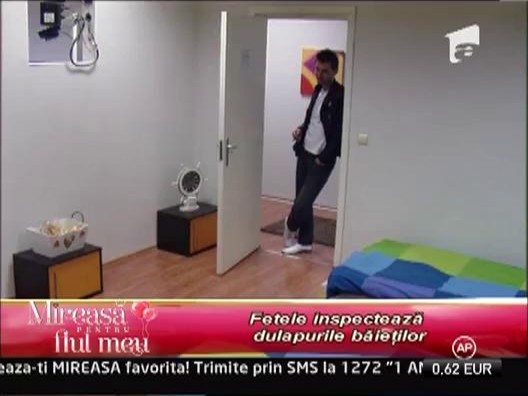 Fetele viziteaza Casa Baietilor