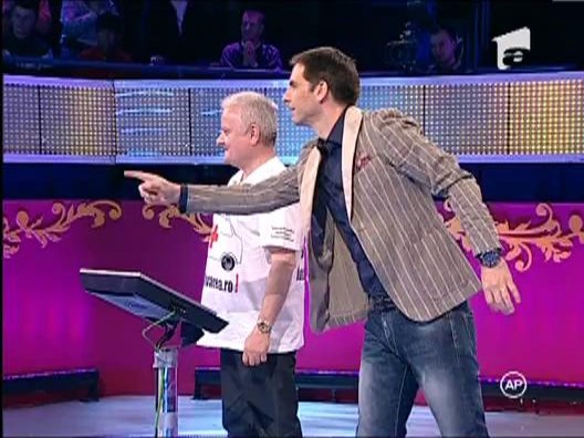 Randul 7: Irinel Columbeanu vs blonde