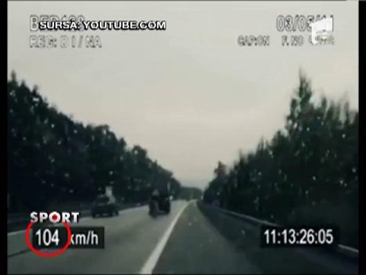 Urmarit de politie, un ciclist a atins 100 de km/h!