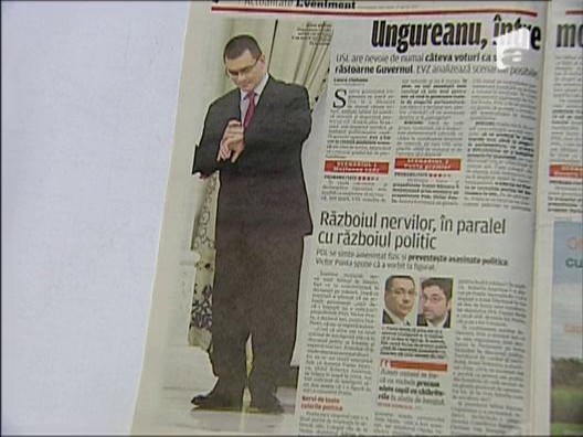 Mircea Badea: &ldquo;Ungureanu se imbraca ca un shaolin&rdquo;
